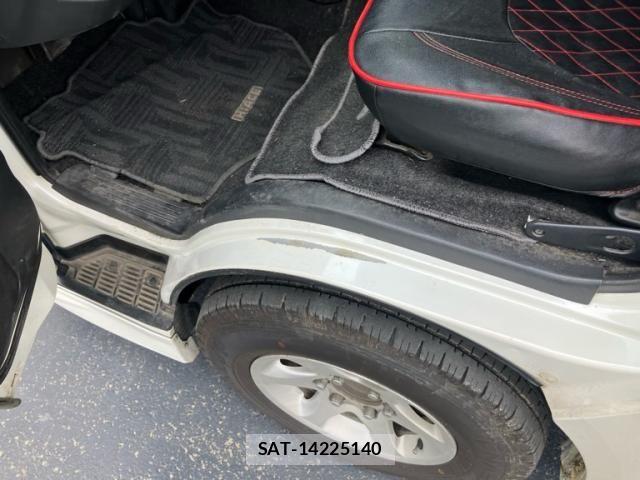 Toyota HIACE VAN 2016-05 6998869-15