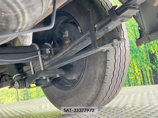 Toyota HIACE VAN 2016-09 7021780-19
