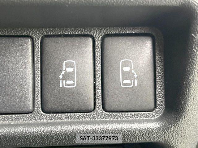 Toyota HIACE VAN 2016-09 7021780-2