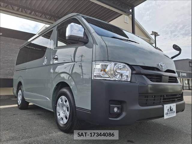 Toyota HIACE VAN 2026-02 7021775-10