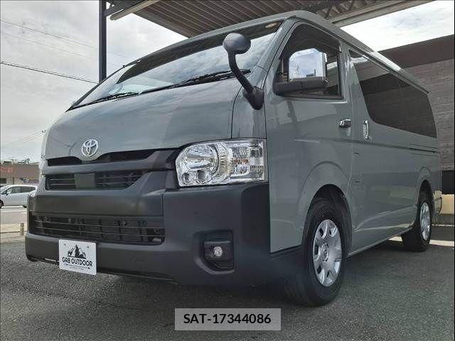 Toyota HIACE VAN 2026-02 7021775-11