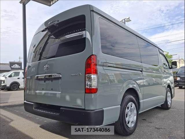 Toyota HIACE VAN 2026-02 7021775-14