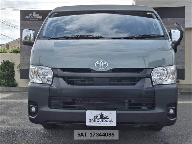 Toyota HIACE VAN 2026-02 7021775-1