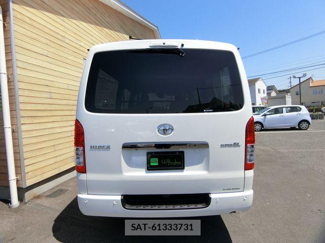 Toyota HIACE VAN 2026-04 7021779-1