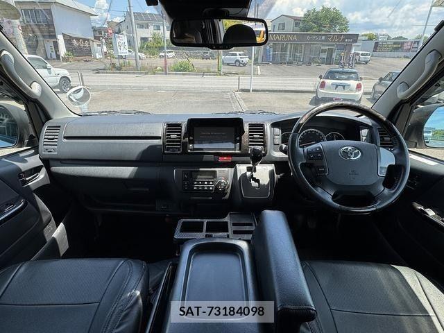 Toyota HIACE VAN 2018-03 7021782-1