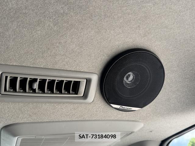 Toyota HIACE VAN 2018-03 7021782-28