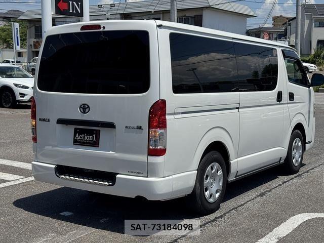 Toyota HIACE VAN 2018-03 7021782-5