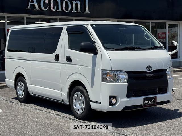 Toyota HIACE VAN 2018-03 7021782-6