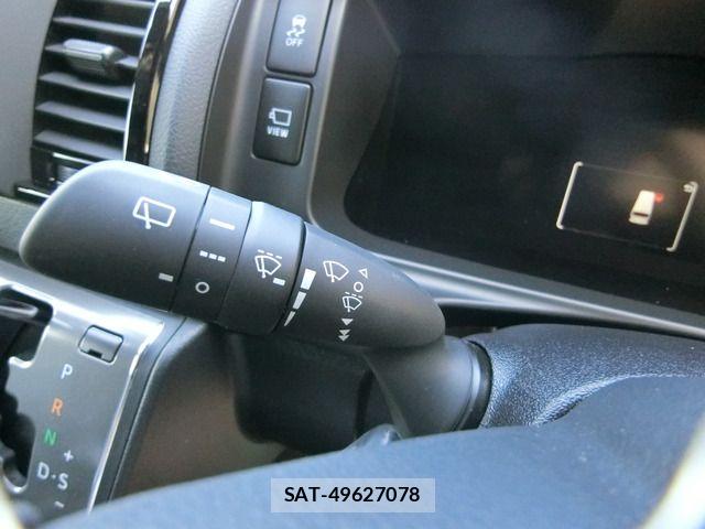 Toyota HIACE VAN 2026-04 7021776-11
