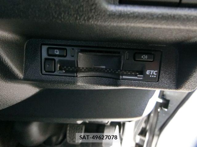 Toyota HIACE VAN 2026-04 7021776-15