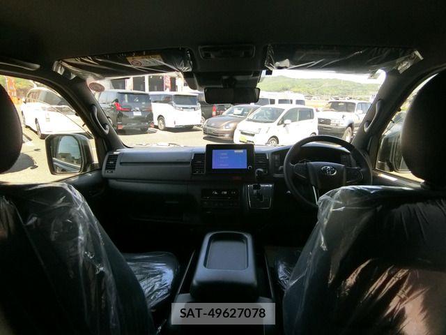 Toyota HIACE VAN 2026-04 7021776-2
