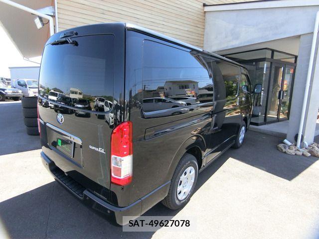 Toyota HIACE VAN 2026-04 7021776-7