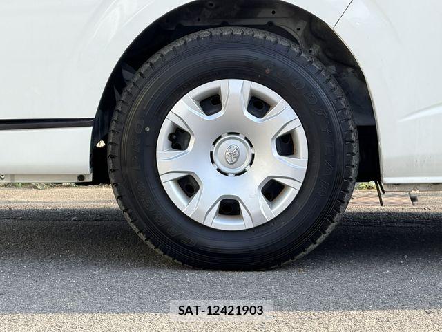 Toyota HIACE VAN 2007-02 7021787-9