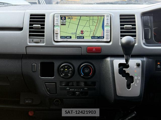 Toyota HIACE VAN 2007-02 7021787-20
