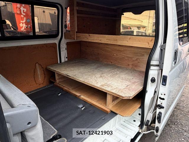 Toyota HIACE VAN 2007-02 7021787-23