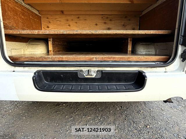 Toyota HIACE VAN 2007-02 7021787-25
