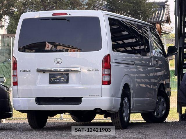 Toyota HIACE VAN 2007-02 7021787-2