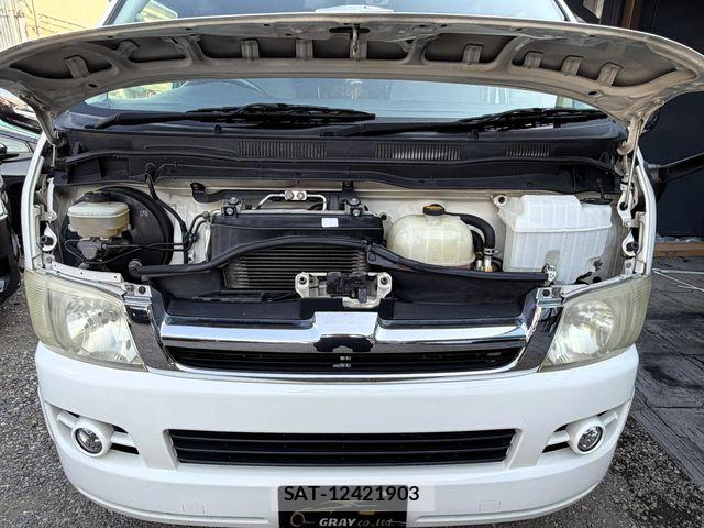 Toyota HIACE VAN 2007-02 7021787-29