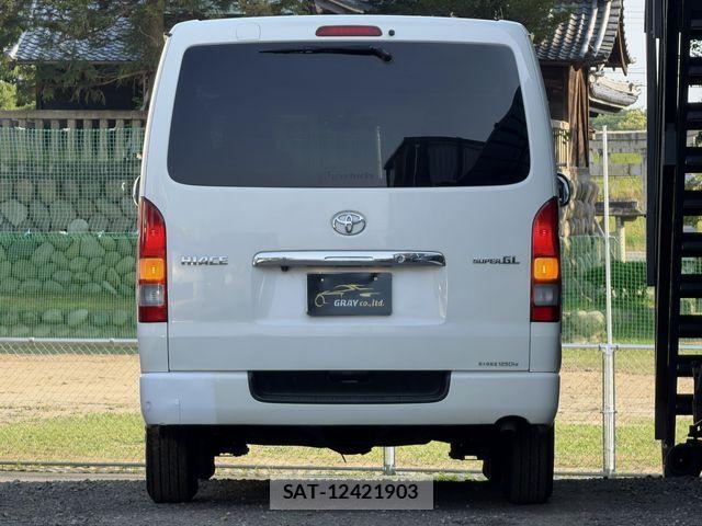 Toyota HIACE VAN 2007-02 7021787-6