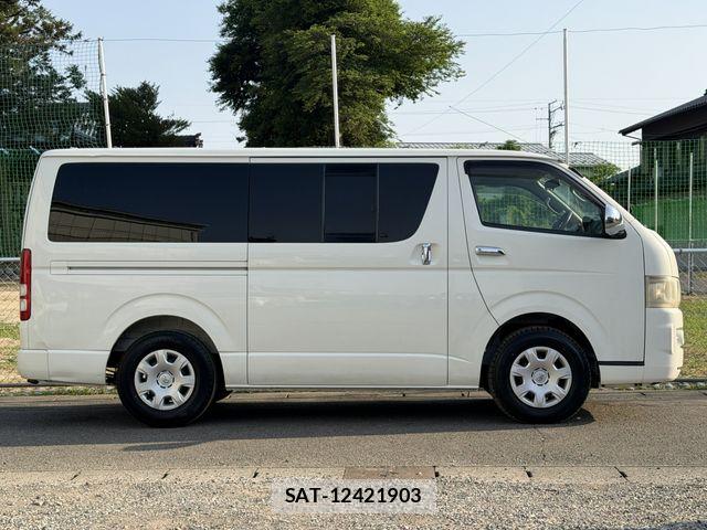 Toyota HIACE VAN 2007-02 7021787-8