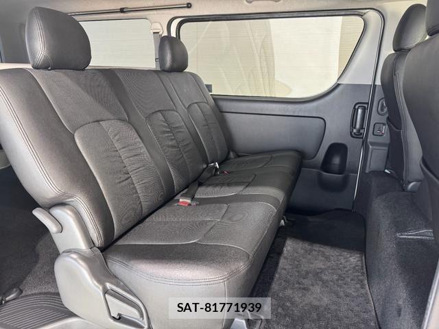 Toyota HIACE VAN 2015-09 7021785-9