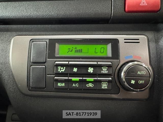 Toyota HIACE VAN 2015-09 7021785-16
