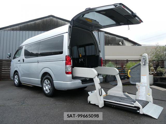 Toyota HIACE VAN 2025-06 7061101-0