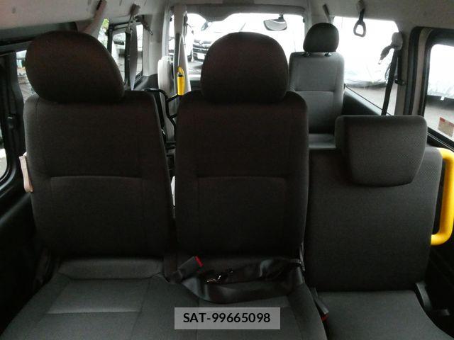 Toyota HIACE VAN 2025-06 7061101-23