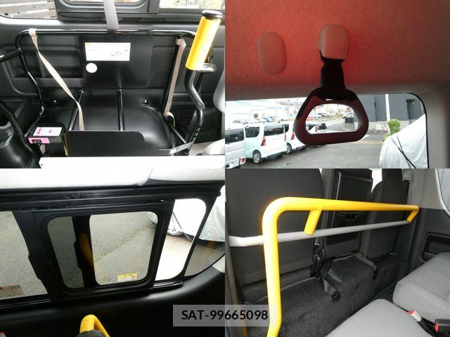 Toyota HIACE VAN 2025-06 7061101-7