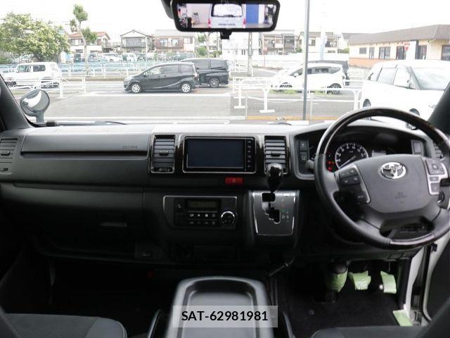 Toyota HIACE VAN 2022-01 7061091-4