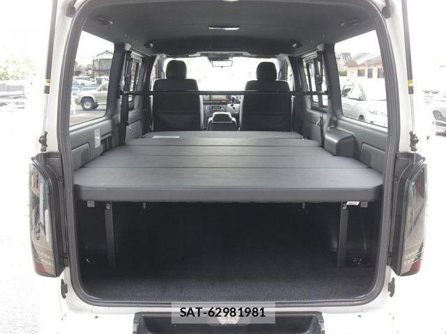 Toyota HIACE VAN 2022-01 7061091-5