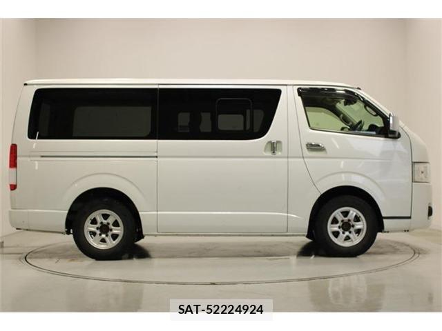 Toyota HIACE VAN 2021-01 7061103-13