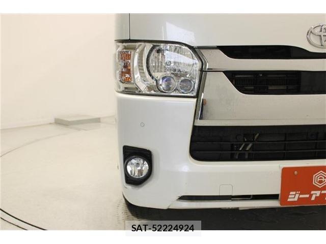Toyota HIACE VAN 2021-01 7061103-16