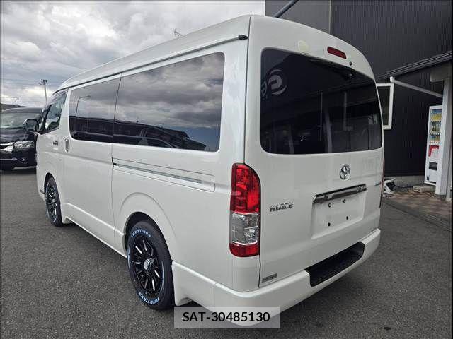 Toyota HIACE VAN 2018-01 7061093-15