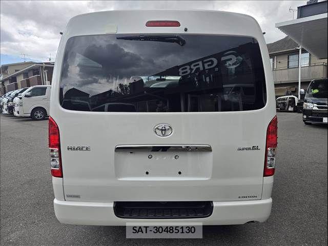 Toyota HIACE VAN 2018-01 7061093-2