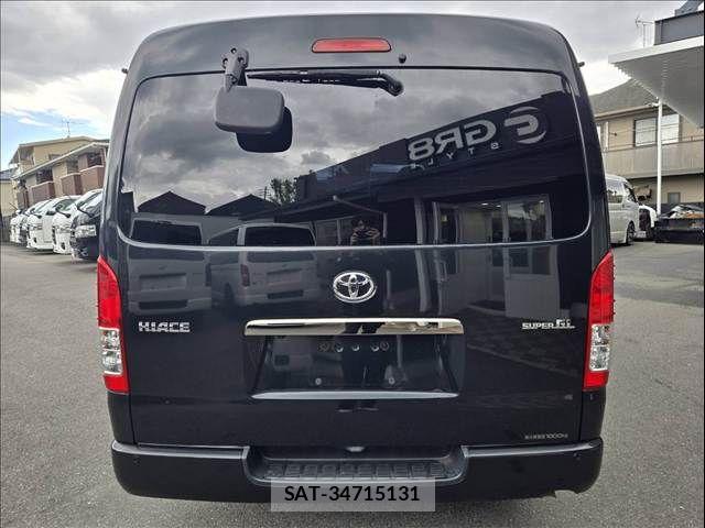 Toyota HIACE VAN 2019-11 7061099-2
