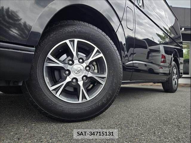 Toyota HIACE VAN 2019-11 7061099-8
