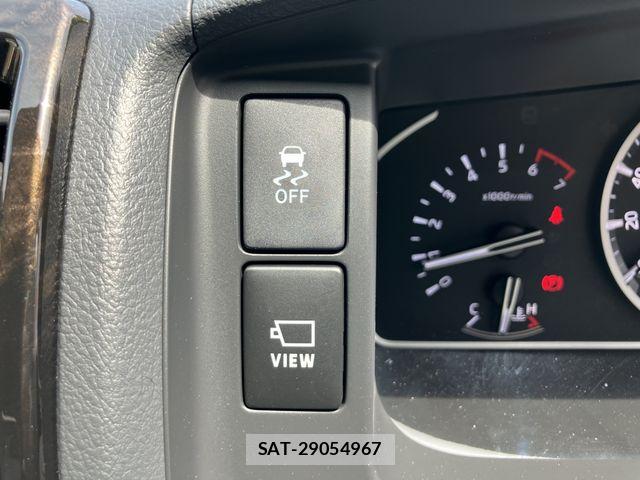 Toyota HIACE VAN 2026-03 7061100-24