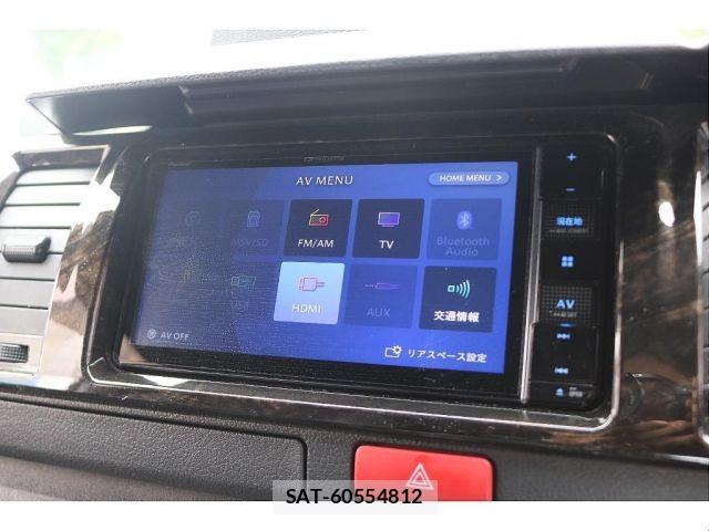 Toyota HIACE VAN 2024-01 7059394-9