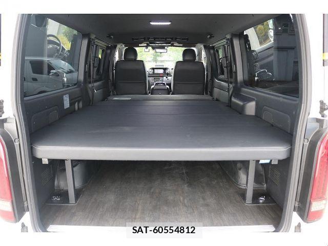 Toyota HIACE VAN 2024-01 7059394-15