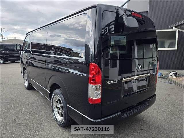 Toyota HIACE VAN 2023-04 7061094-15