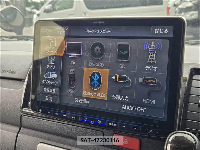 Toyota HIACE VAN 2023-04 7061094-16