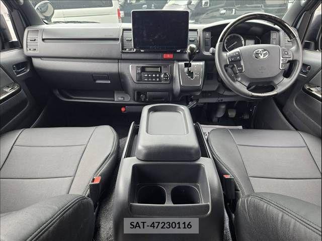 Toyota HIACE VAN 2023-04 7061094-3