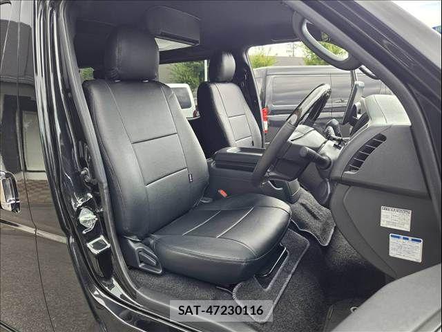 Toyota HIACE VAN 2023-04 7061094-6