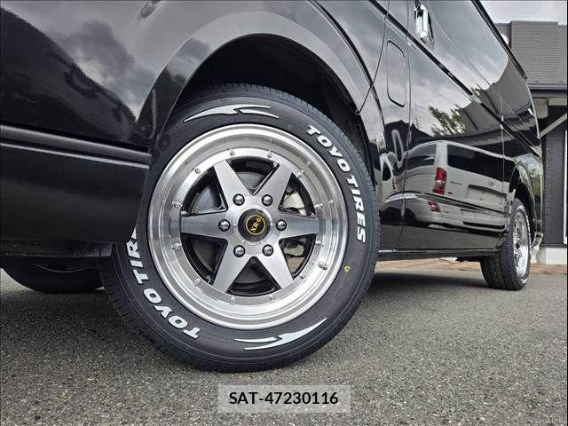 Toyota HIACE VAN 2023-04 7061094-8