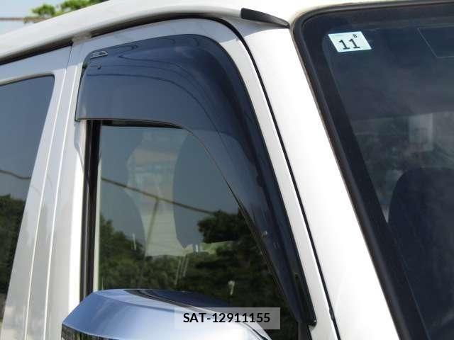 Toyota HIACE VAN 2023-11 7061096-14