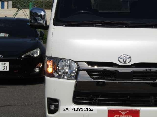 Toyota HIACE VAN 2023-11 7061096-22