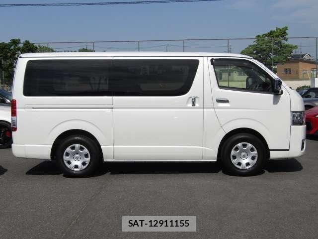 Toyota HIACE VAN 2023-11 7061096-25