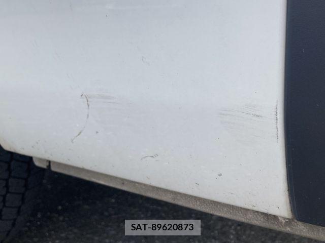 Toyota HIACE VAN 2022-02 7226255-15