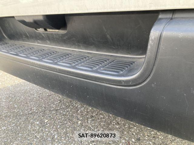 Toyota HIACE VAN 2022-02 7226255-18